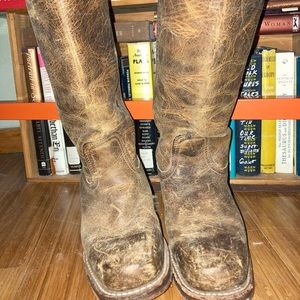 Frye Campus Boots